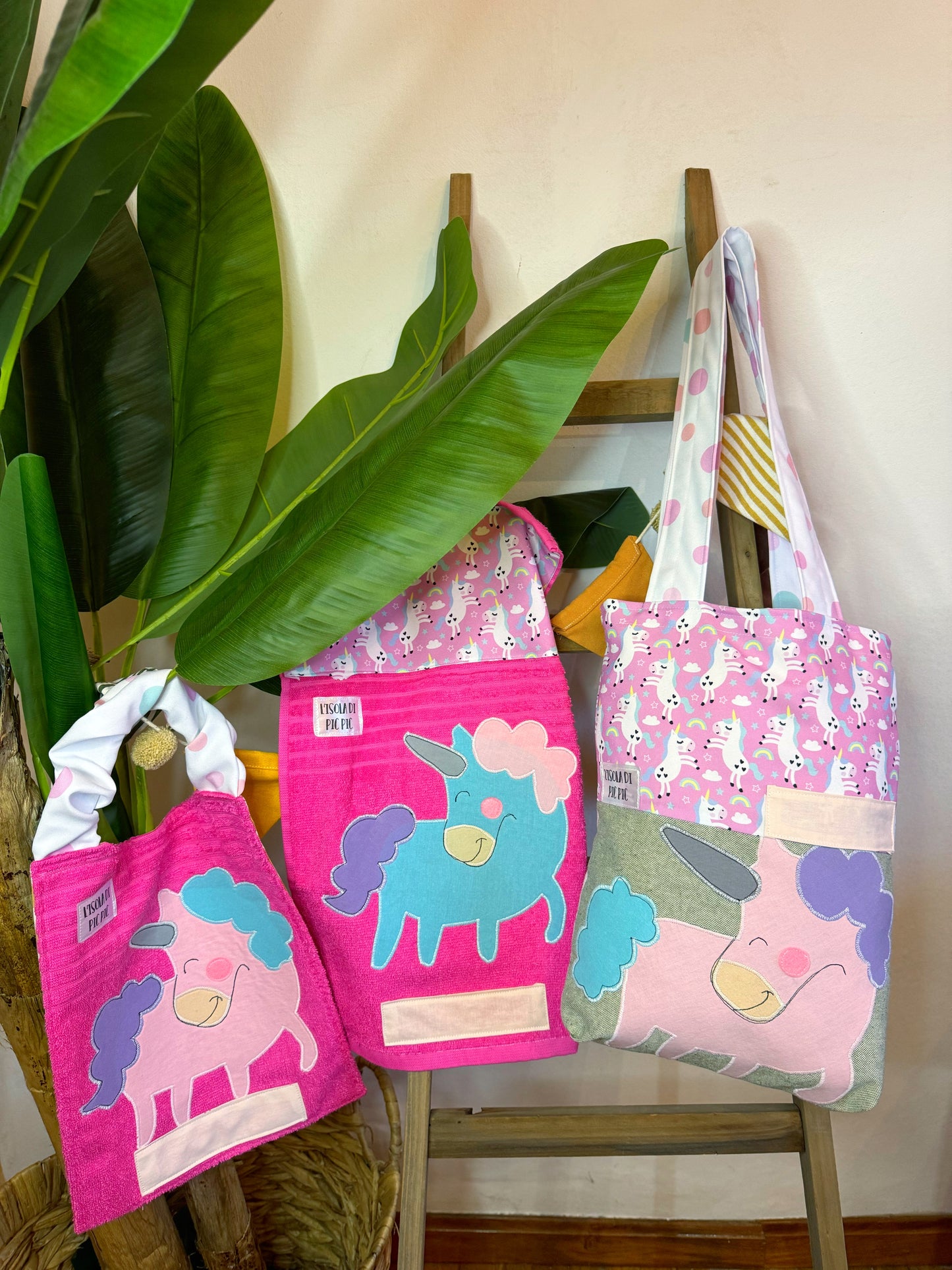 Set asilo UNICORNO